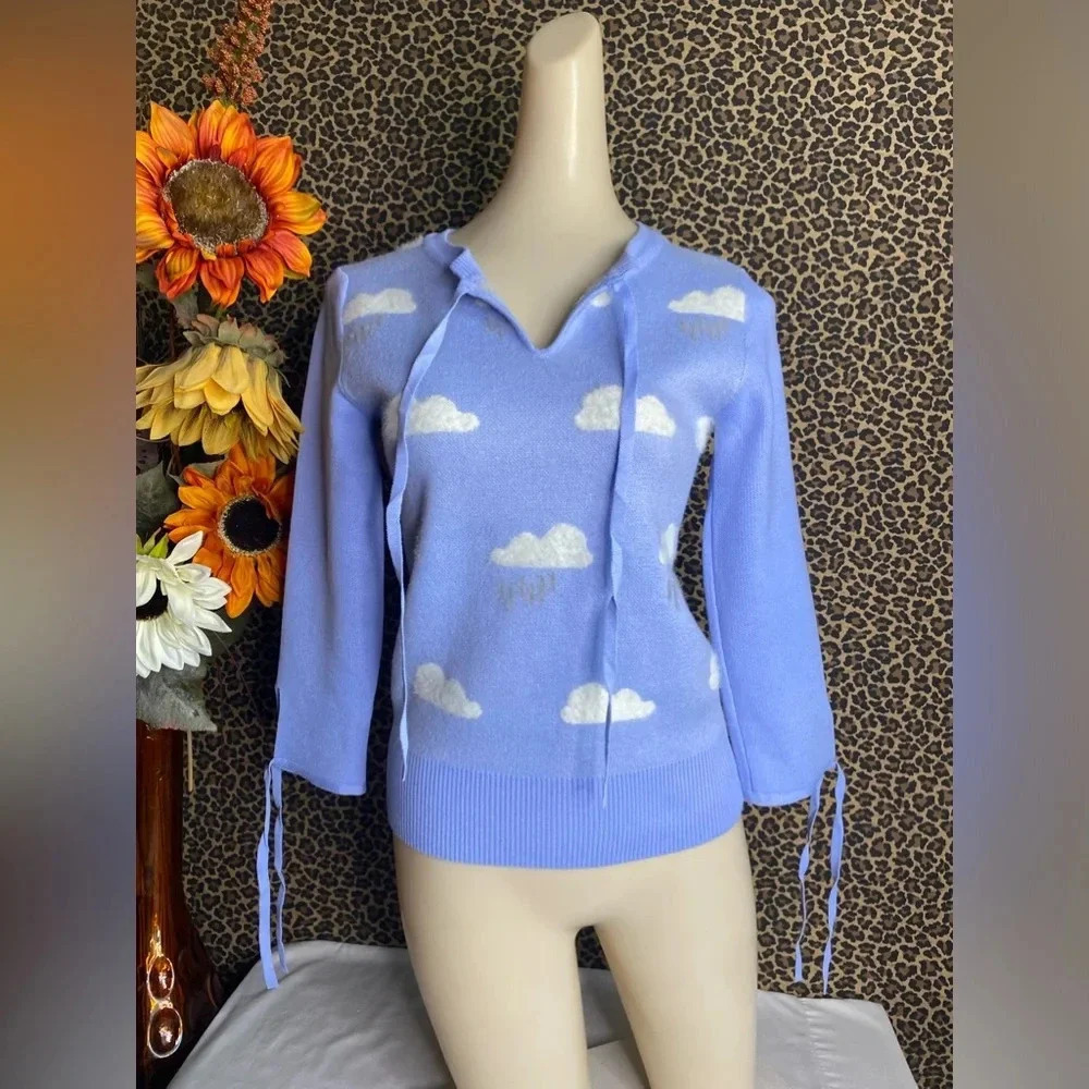 🦋B2G1🦋UNIQUE VINTAGE Cloud Print Swoosie Sweater NWT | X-SMALL | - Picture 2 of 10